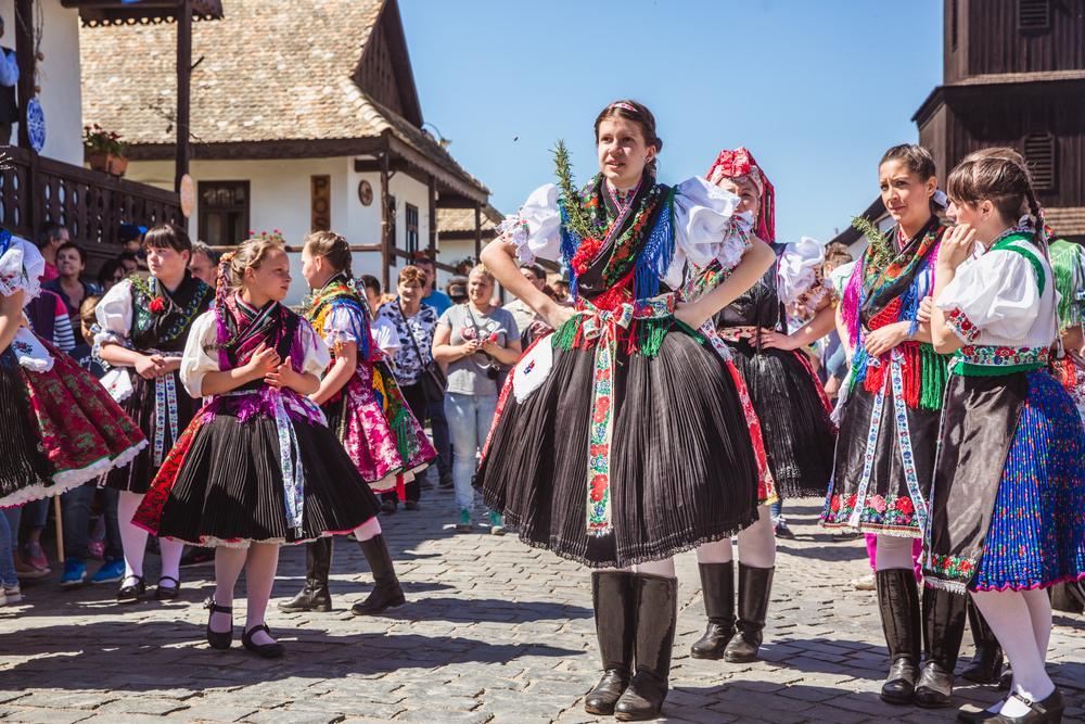 Húsvétkeddtől a bújóvasárnapokig